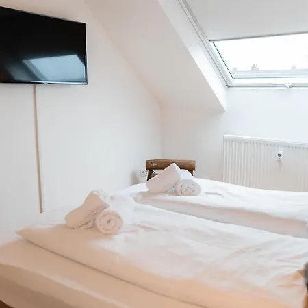 Moderne Apartments City Stadtnah -Junik Apartments Duisburg Room photo