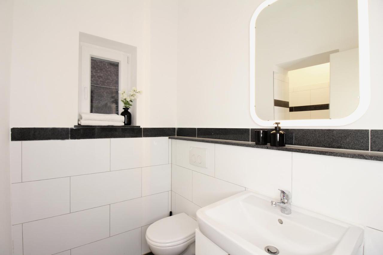 Moderne Stadtnah -junik Apartment