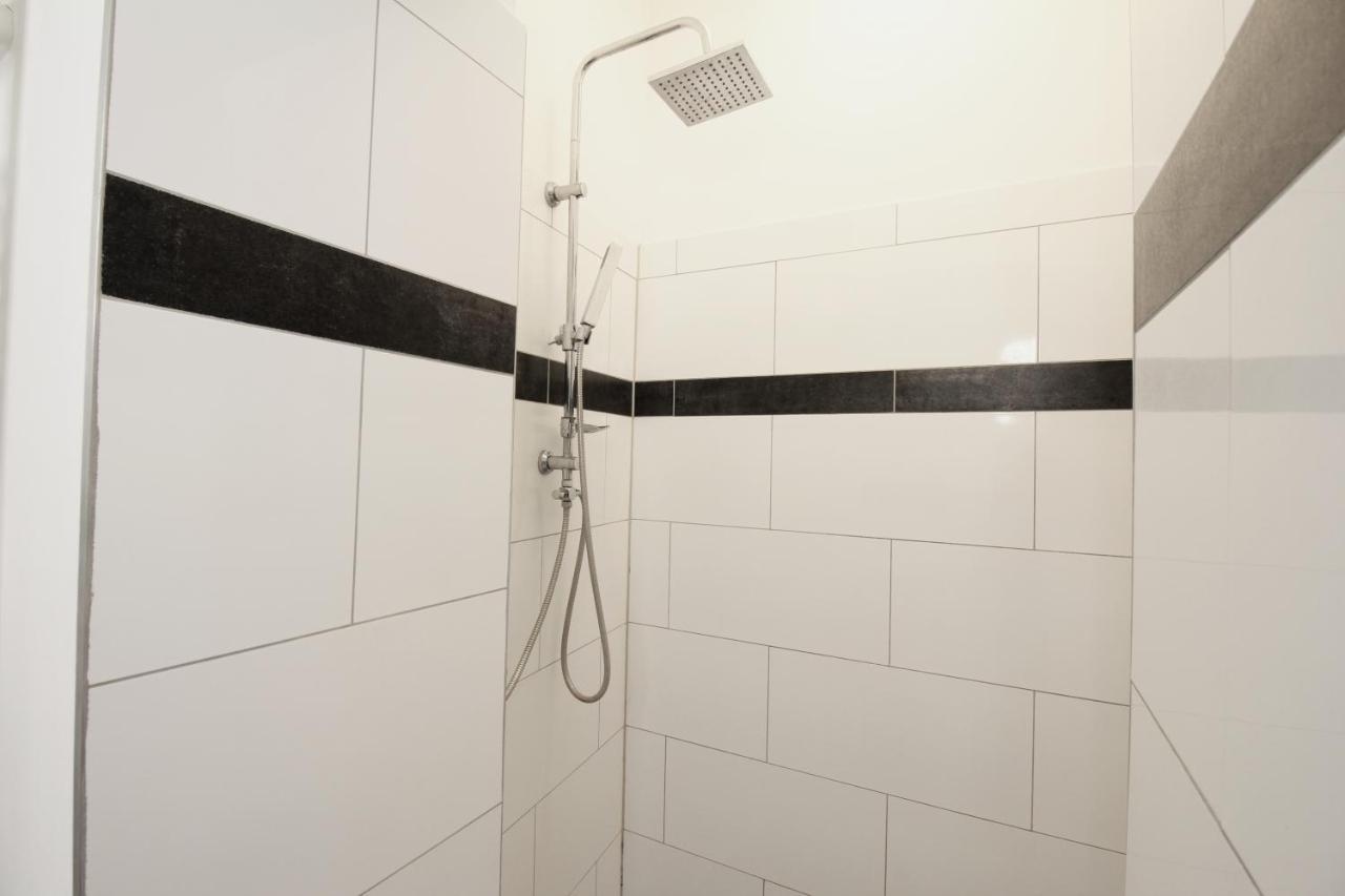 Moderne Stadtnah -junik Apartment *